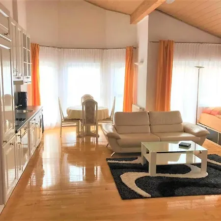 Apartment Mit Kamin *